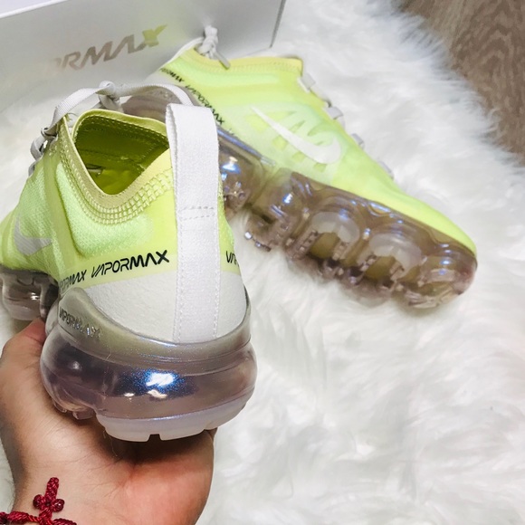 😍Nike Air VaporMax “Luminous Green” - Picture 6 of 7